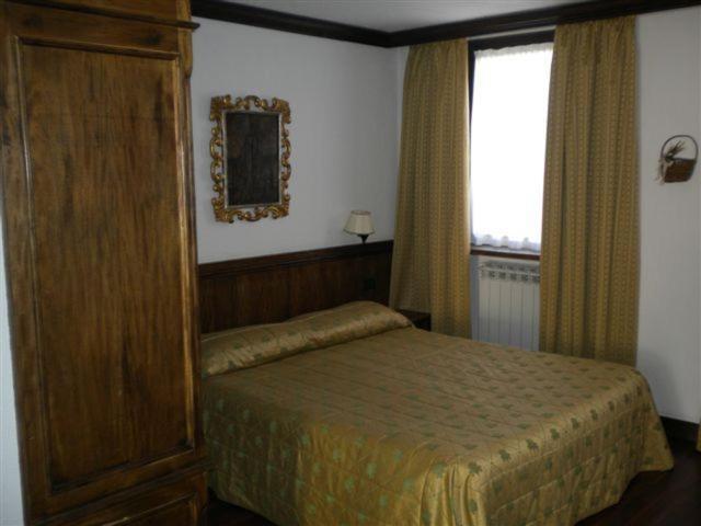 Hotel Tavernier Courmayeur Exteriör bild